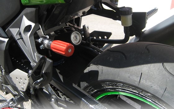 Umgebautes Motorrad Kawasaki Z 750R von Kevin Auer Bike Performance GmbH - Bild 4 Umgebautes Motorrad Kawasaki Z 750R von Kevin Auer Bike Performance GmbH - Bild 4