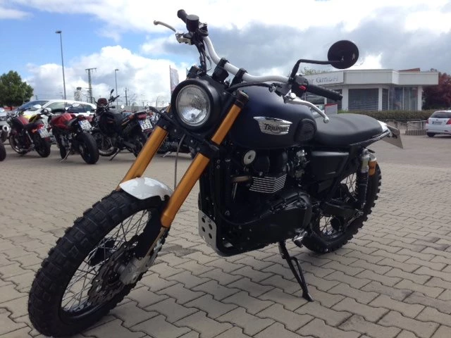 Umbgebautes Motorrad Triumph Scrambler Bild 2: Umbgebautes Motorrad Triumph Scrambler