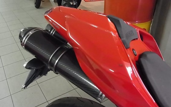 Umgebautes Motorrad Ducati 848 von A.T.T.-Tiedemann-Motorräder e.Kfm - Bild 2 Umgebautes Motorrad Ducati 848 von A.T.T.-Tiedemann-Motorräder e.Kfm - Bild 2