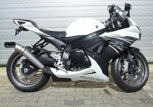 Umgebautes Motorrad Suzuki GSX-R 600 von Suhrau's Motorshop - Bild 1 Umgebautes Motorrad Suzuki GSX-R 600 von Suhrau's Motorshop - Bild 1