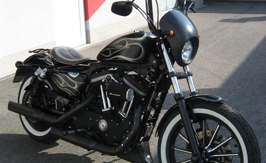 Umbgebautes Motorrad Harley-Davidson Sportster XL 883 N Iron Bild 2: Umbgebautes Motorrad Harley-Davidson Sportster XL 883 N Iron