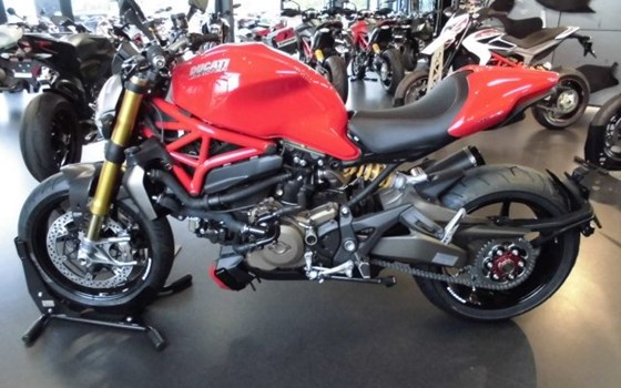 Umgebautes Motorrad Ducati Monster 1200 S von Team Wahlers GmbH - Bild 2 Umgebautes Motorrad Ducati Monster 1200 S von Team Wahlers GmbH - Bild 2