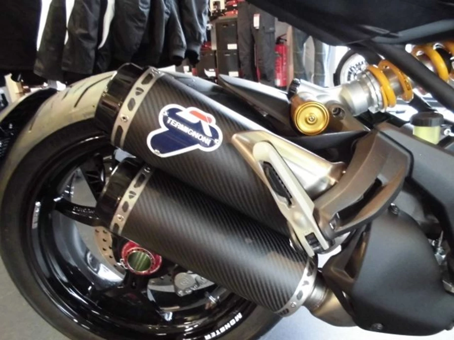 Umbgebautes Motorrad Ducati Monster 1200 S Bild 6: Umbgebautes Motorrad Ducati Monster 1200 S