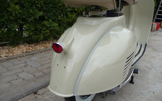 Umgebautes Motorrad Vespa 150 von Bräuer Motorradsport KG - Bild 10 Umgebautes Motorrad Vespa 150 von Bräuer Motorradsport KG - Bild 10