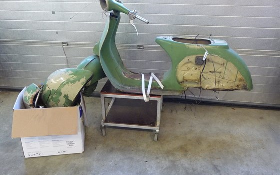 Umgebautes Motorrad Vespa 150 von Bräuer Motorradsport KG - Bild 2 Umgebautes Motorrad Vespa 150 von Bräuer Motorradsport KG - Bild 2
