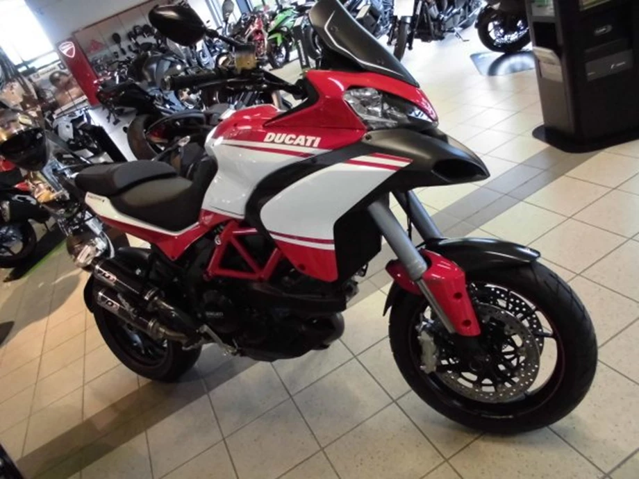 Umbgebautes Motorrad Ducati Multistrada 1200 Bild 1: Umbgebautes Motorrad Ducati Multistrada 1200