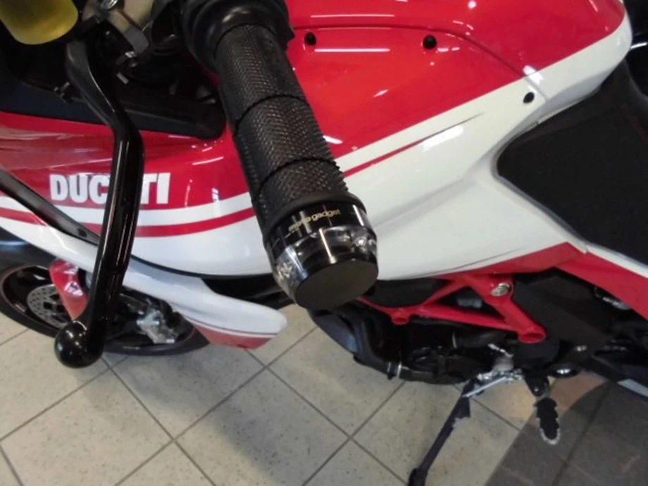 Umbgebautes Motorrad Ducati Multistrada 1200 Bild 5: Umbgebautes Motorrad Ducati Multistrada 1200