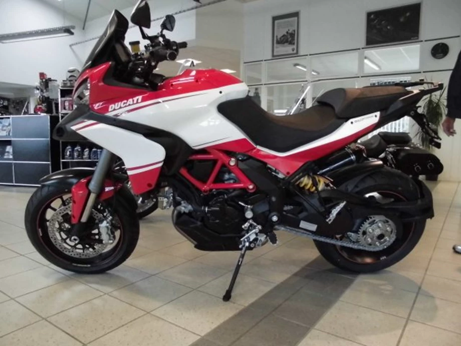 Umbgebautes Motorrad Ducati Multistrada 1200 Bild 6: Umbgebautes Motorrad Ducati Multistrada 1200