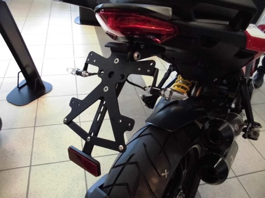 Umbgebautes Motorrad Ducati Multistrada 1200 Bild 8: Umbgebautes Motorrad Ducati Multistrada 1200