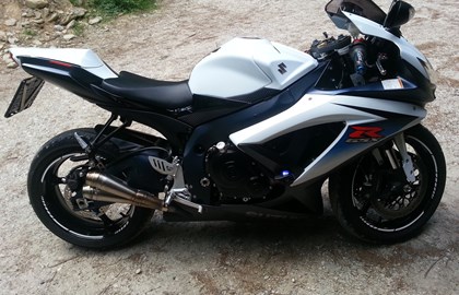 Suzuki GSX-R 750 Custom Bike Suzuki GSX-R 750 Custom Bike