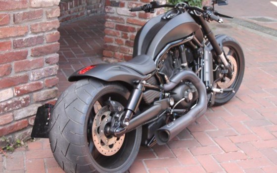 Umgebautes Motorrad Harley-Davidson V-Rod Muscle VRSCF von X-Trem Custombikes - Bild 2 Umgebautes Motorrad Harley-Davidson V-Rod Muscle VRSCF von X-Trem Custombikes - Bild 2