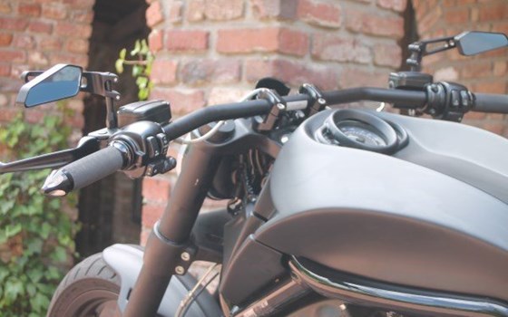 Umgebautes Motorrad Harley-Davidson V-Rod Muscle VRSCF von X-Trem Custombikes - Bild 5 Umgebautes Motorrad Harley-Davidson V-Rod Muscle VRSCF von X-Trem Custombikes - Bild 5