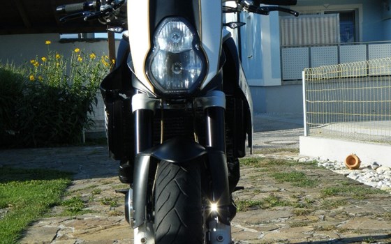 Umgebautes Motorrad KTM 990 Super Duke von gerers1 - Bild 3 Umgebautes Motorrad KTM 990 Super Duke von gerers1 - Bild 3