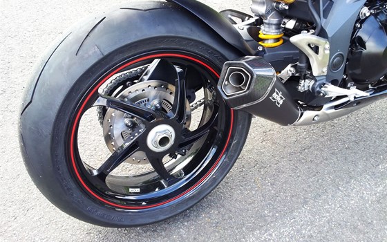 Umgebautes Motorrad Triumph Speed Triple R von Motorradhaus Löhmer GmbH - Bild 6 Umgebautes Motorrad Triumph Speed Triple R von Motorradhaus Löhmer GmbH - Bild 6