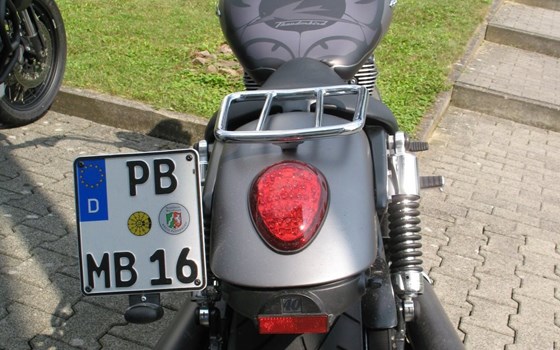 Umgebautes Motorrad Triumph Thunderbird Storm von Becker-Tiemann Motorrad GmbH & Co. KG - Bild 6 Umgebautes Motorrad Triumph Thunderbird Storm von Becker-Tiemann Motorrad GmbH & Co. KG - Bild 6
