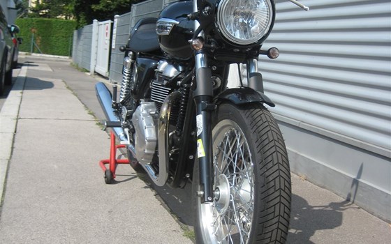 Umgebautes Motorrad Triumph Thruxton von IL MOTO  Motorradhandel und Reparaturwerkstätte GesmbH - Bild 4 Umgebautes Motorrad Triumph Thruxton von IL MOTO  Motorradhandel und Reparaturwerkstätte GesmbH - Bild 4