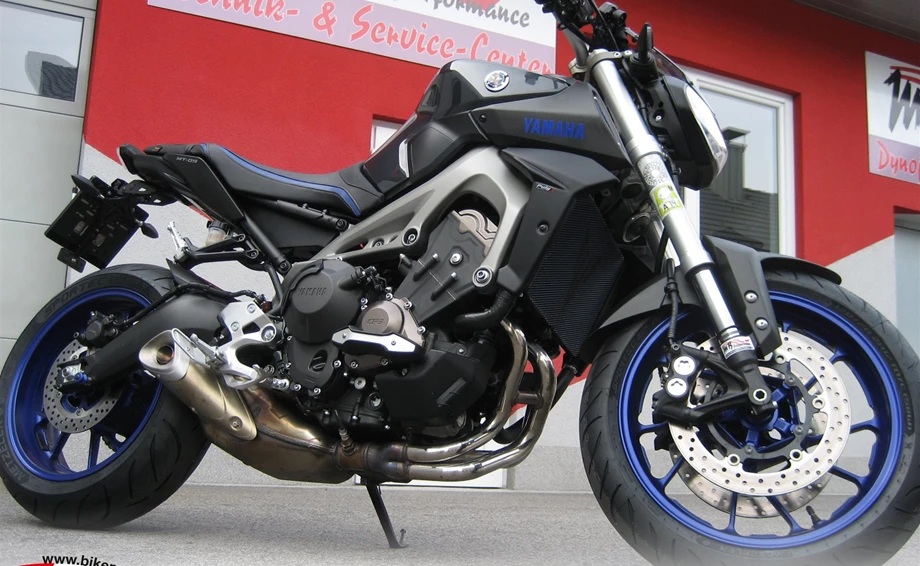 Umbgebautes Motorrad Yamaha MT-09 Bild 1: Umbgebautes Motorrad Yamaha MT-09