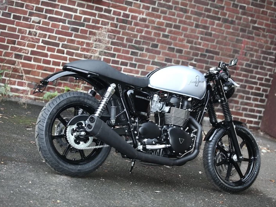 Umbgebautes Motorrad Triumph Bonneville Bild 2: Umbgebautes Motorrad Triumph Bonneville