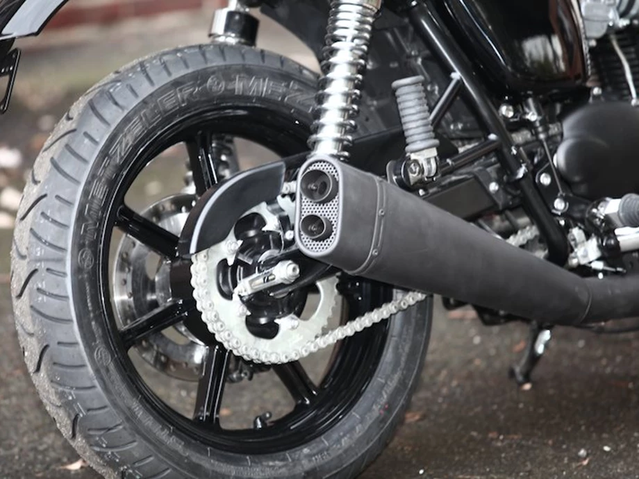 Umbgebautes Motorrad Triumph Bonneville Bild 3: Umbgebautes Motorrad Triumph Bonneville