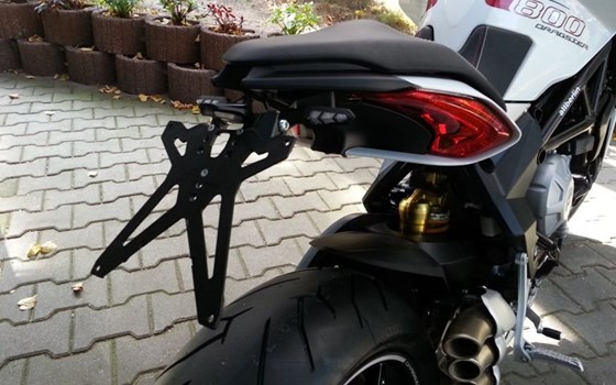Umgebautes Motorrad MV Agusta Dragster 800 von A.T.T.-Tiedemann-Motorräder e.Kfm - Bild 4 Umgebautes Motorrad MV Agusta Dragster 800 von A.T.T.-Tiedemann-Motorräder e.Kfm - Bild 4