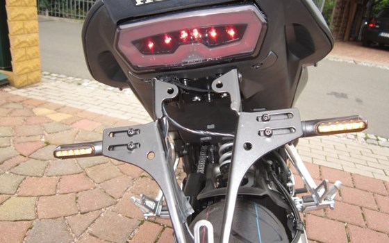 Umgebautes Motorrad Honda CB 650 von Zweiradtechnik Jörg Schlieter - Bild 10 Umgebautes Motorrad Honda CB 650 von Zweiradtechnik Jörg Schlieter - Bild 10
