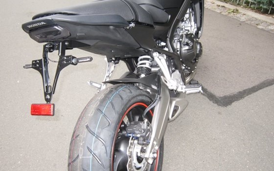 Umgebautes Motorrad Honda CB 650 von Zweiradtechnik Jörg Schlieter - Bild 7 Umgebautes Motorrad Honda CB 650 von Zweiradtechnik Jörg Schlieter - Bild 7