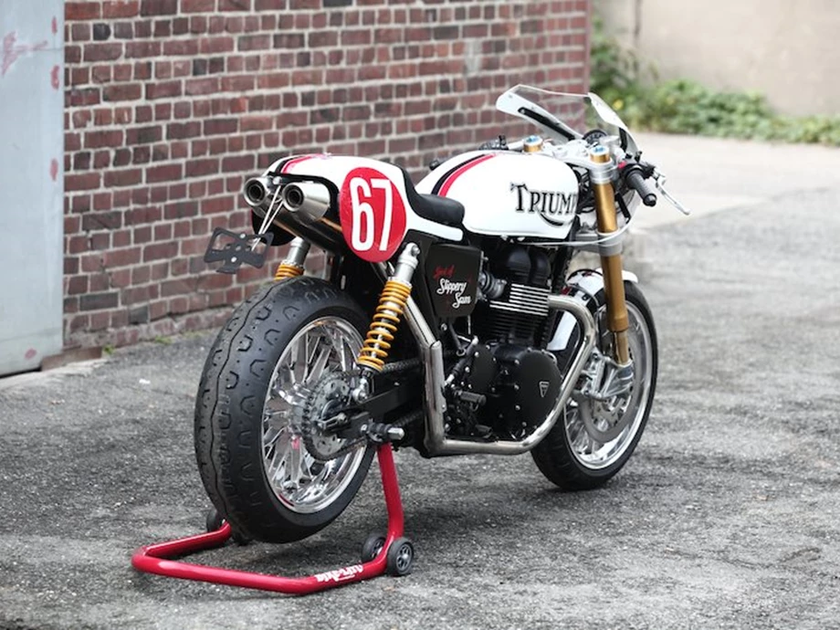 Umbgebautes Motorrad Triumph Bonneville Bild 1: Umbgebautes Motorrad Triumph Bonneville