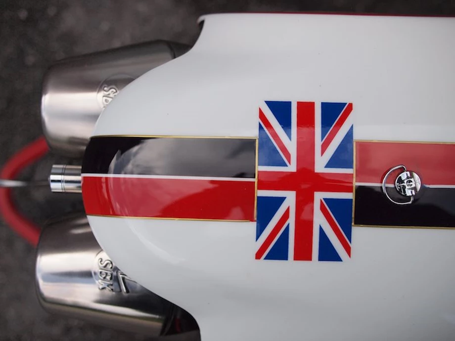 Umbgebautes Motorrad Triumph Bonneville Bild 10: Umbgebautes Motorrad Triumph Bonneville