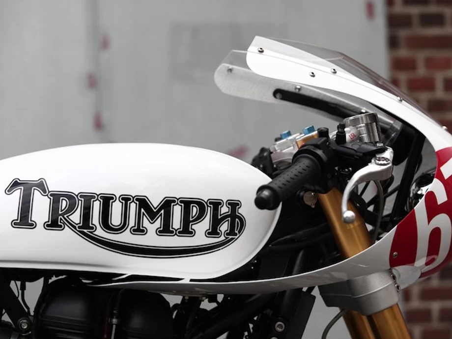 Umbgebautes Motorrad Triumph Bonneville Bild 8: Umbgebautes Motorrad Triumph Bonneville