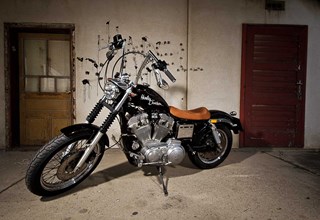 Harley-Davidson Sportster XL 883 Harley-Davidson Sportster XL 883