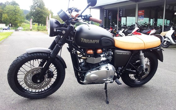 Umgebautes Motorrad Triumph Bonneville T100 von Motorradhaus Löhmer GmbH - Bild 4 Umgebautes Motorrad Triumph Bonneville T100 von Motorradhaus Löhmer GmbH - Bild 4