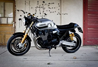 Yamaha XJR 1300 Yamaha XJR 1300