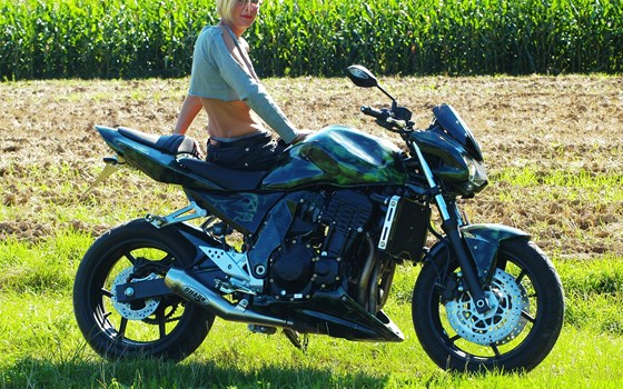 Umgebautes Motorrad Kawasaki Z 750 von Warm Up Zweiradtechnik GmbH - Bild 2 Umgebautes Motorrad Kawasaki Z 750 von Warm Up Zweiradtechnik GmbH - Bild 2