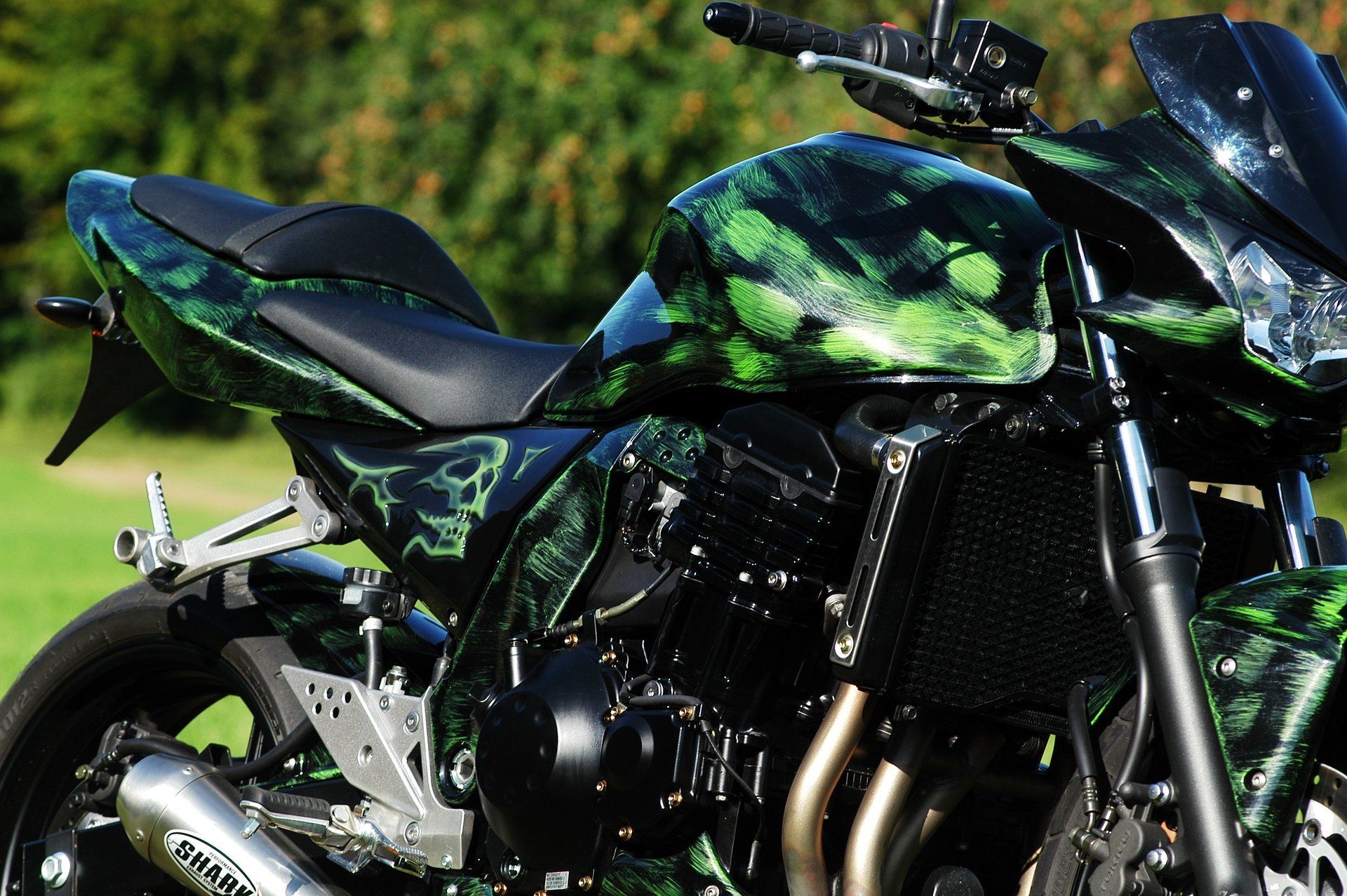 Details zum Custom-Bike Kawasaki Z 750 des Händlers Zweiradcenter