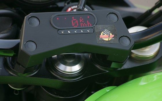 Umgebautes Motorrad Kawasaki Z1000 von Warm Up Zweiradtechnik GmbH - Bild 10 Umgebautes Motorrad Kawasaki Z1000 von Warm Up Zweiradtechnik GmbH - Bild 10