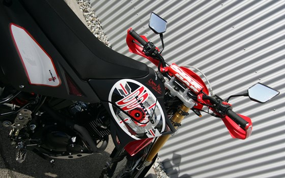 Umgebautes Motorrad Kreidler Supermoto 125 DD von Warm Up Zweiradtechnik GmbH - Bild 9 Umgebautes Motorrad Kreidler Supermoto 125 DD von Warm Up Zweiradtechnik GmbH - Bild 9