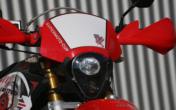 Umgebautes Motorrad Kreidler Supermoto 125 DD von Warm Up Zweiradtechnik GmbH - Bild 6 Umgebautes Motorrad Kreidler Supermoto 125 DD von Warm Up Zweiradtechnik GmbH - Bild 6