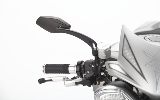Umgebautes Motorrad Triumph Speed Triple 1050 von Warm Up Zweiradtechnik GmbH - Bild 9 Umgebautes Motorrad Triumph Speed Triple 1050 von Warm Up Zweiradtechnik GmbH - Bild 9