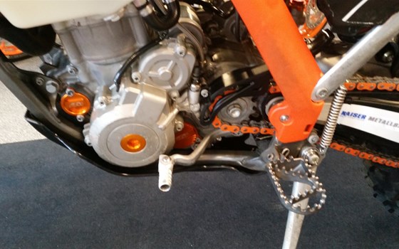 Umgebautes Motorrad KTM 350 EXC-F von motoroox GmbH - Bild 6 Umgebautes Motorrad KTM 350 EXC-F von motoroox GmbH - Bild 6
