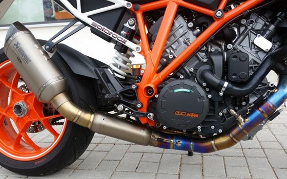 Umgebautes Motorrad KTM 1290 Super Duke R von motoroox GmbH - Bild 3 Umgebautes Motorrad KTM 1290 Super Duke R von motoroox GmbH - Bild 3