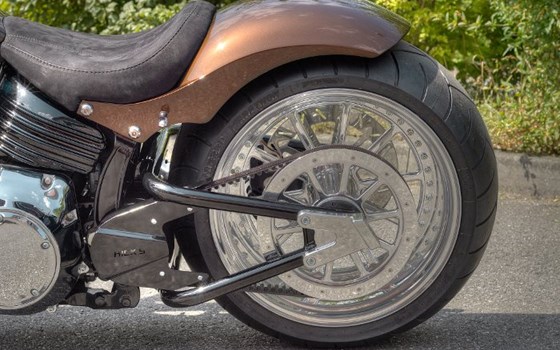 Umgebautes Motorrad Harley-Davidson Custom Bike von Viking Cycles GmbH Lübeck - Bild 7 Umgebautes Motorrad Harley-Davidson Custom Bike von Viking Cycles GmbH Lübeck - Bild 7