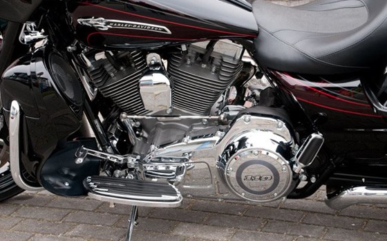 Umgebautes Motorrad Harley-Davidson Custom Bike von Viking Cycles GmbH Lübeck - Bild 7 Umgebautes Motorrad Harley-Davidson Custom Bike von Viking Cycles GmbH Lübeck - Bild 7