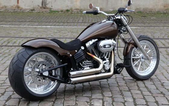 Umgebautes Motorrad Harley-Davidson Custom Bike von Viking Cycles GmbH Lübeck - Bild 9 Umgebautes Motorrad Harley-Davidson Custom Bike von Viking Cycles GmbH Lübeck - Bild 9