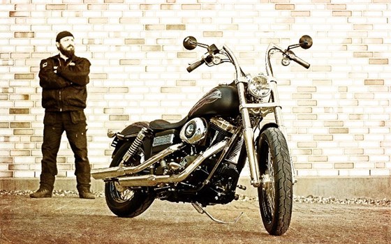 Umgebautes Motorrad Harley-Davidson Custom Bike von Viking Cycles GmbH Lübeck - Bild 1 Umgebautes Motorrad Harley-Davidson Custom Bike von Viking Cycles GmbH Lübeck - Bild 1