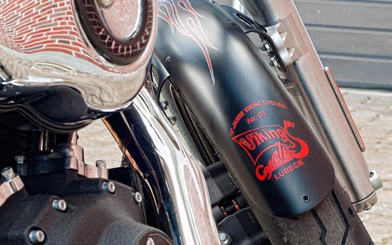 Umgebautes Motorrad Harley-Davidson Custom Bike von Viking Cycles GmbH Lübeck - Bild 6 Umgebautes Motorrad Harley-Davidson Custom Bike von Viking Cycles GmbH Lübeck - Bild 6
