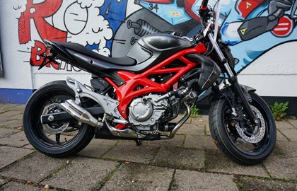 Suzuki SFV 650 Gladius Custom Bike Suzuki SFV 650 Gladius Custom Bike