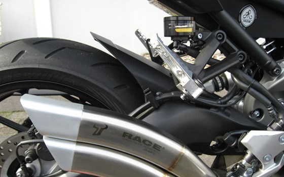 Umgebautes Motorrad Yamaha MT-09 von MZB Motorrad Bonn GmbH - Bild 2 Umgebautes Motorrad Yamaha MT-09 von MZB Motorrad Bonn GmbH - Bild 2