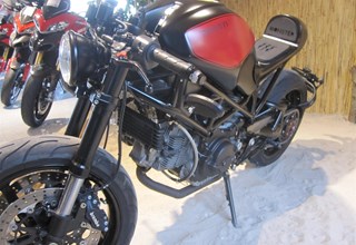 Ducati Monster S2R 1000