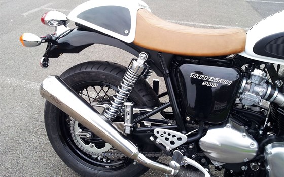 Umgebautes Motorrad Triumph Thruxton von Motorradhaus Löhmer GmbH - Bild 7 Umgebautes Motorrad Triumph Thruxton von Motorradhaus Löhmer GmbH - Bild 7
