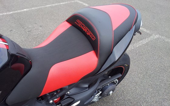 Umgebautes Motorrad Triumph Speed Triple 1050 von Motorradhaus Löhmer GmbH - Bild 6 Umgebautes Motorrad Triumph Speed Triple 1050 von Motorradhaus Löhmer GmbH - Bild 6